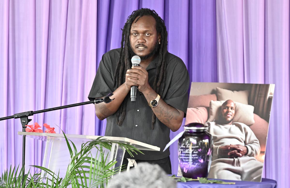 Samory I singing at the thanksgiving service for the life of Ricardo Anthony Munoz-Bennett.