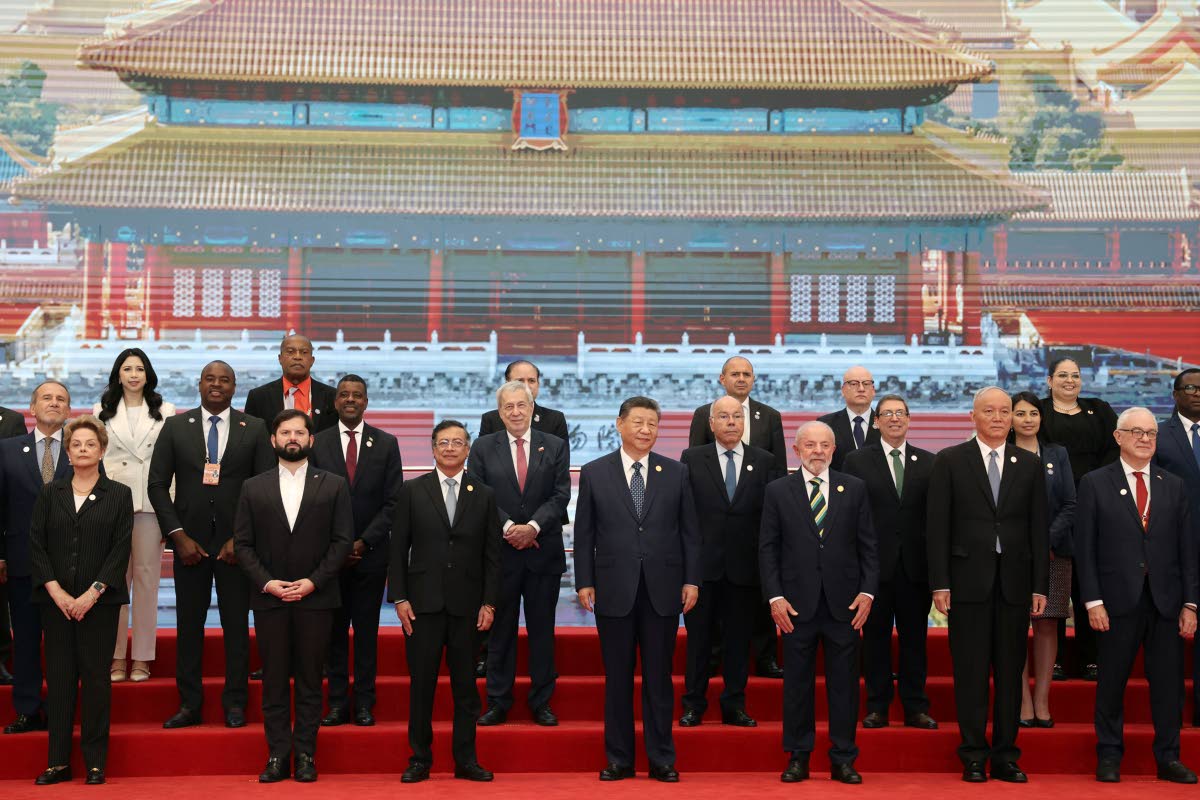 Chinese President Xi Jinping (front, centre), Brazil President Luiz Inacio Lula da Silva (third left, front row), Chile President President Gabriel Boric (second left, front row,) Colombia President Gustavo Petro (third left, front row), and other CELAC re