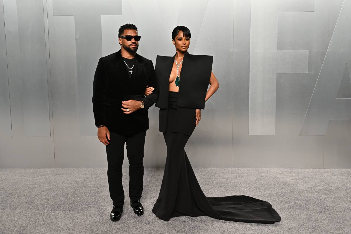 Power couple Ciara and Russell Wilson make it a date night at the Vanity Fair Oscars afterparty.