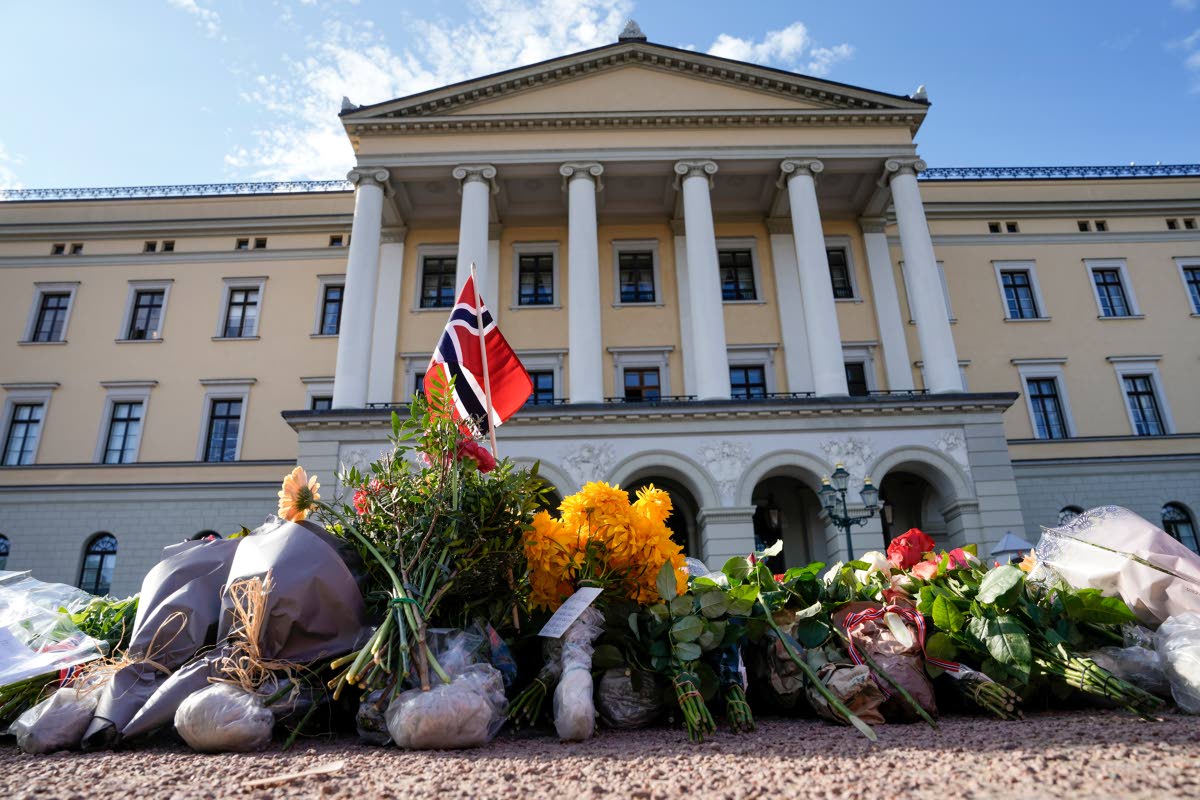 Flowers are left at Slottsplassen after officials said Norwegian King Harald V was in “very serious condition” as his health deteriorated last Thursday.