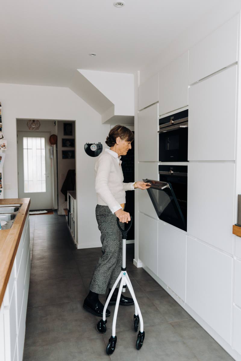 Choose levers that are easier for arthritic hands to operate.
