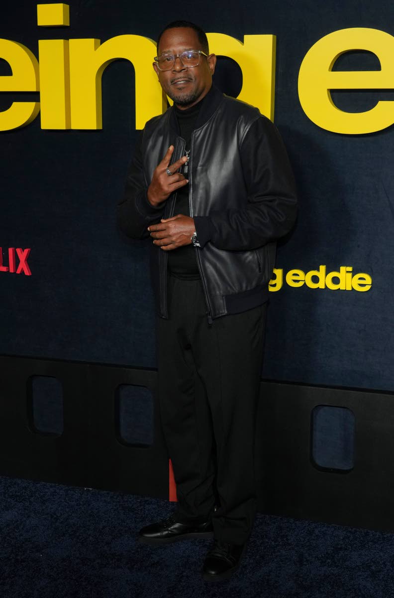 Martin Lawrence shows his support for Eddie Murphy. 
