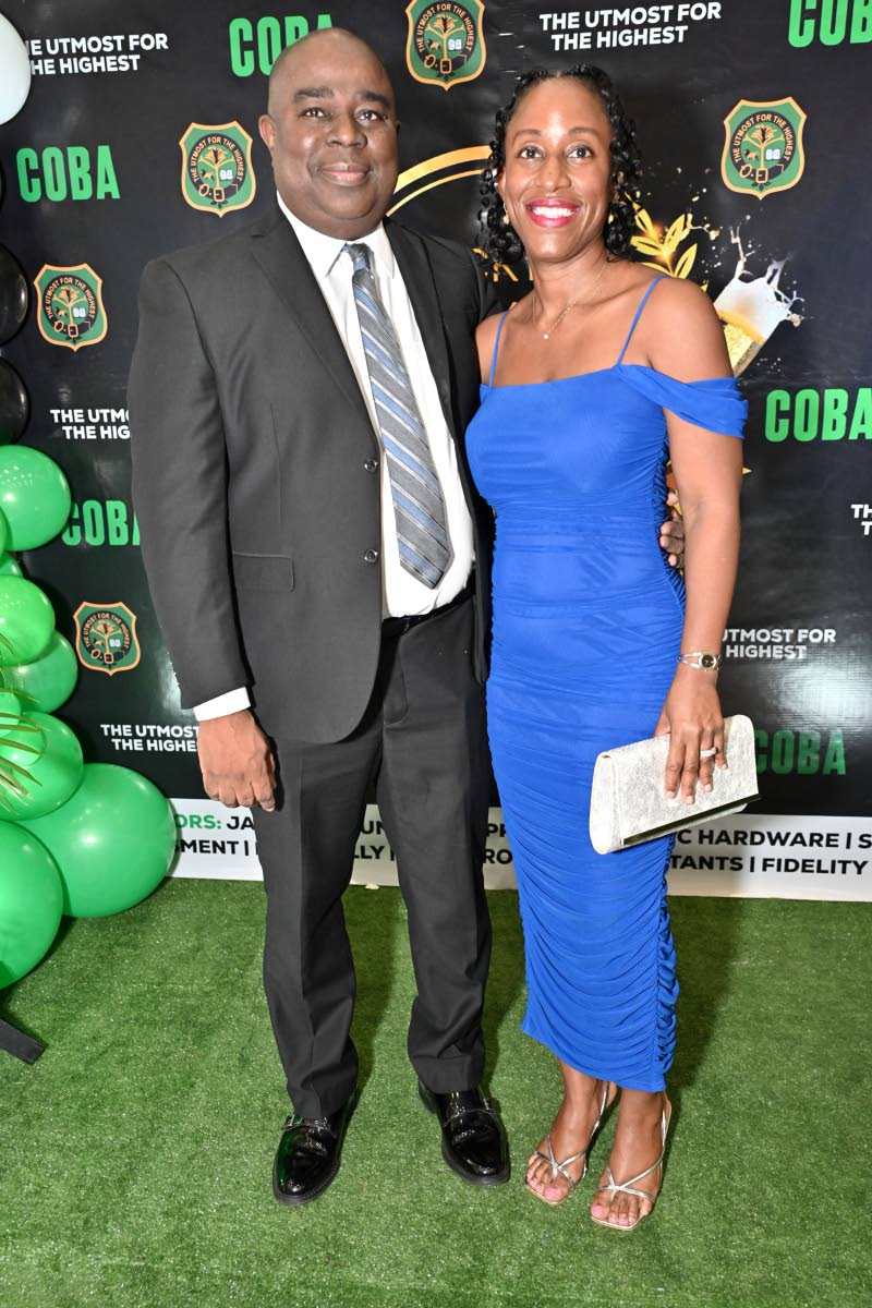 Honouree Dr Joseph Blidgen and his wife, Dr Belinda Morrison-Blidgen, were all smiles as they arrived at the Calabar Old Boys’ Association Cocktail Party and Awards Ceremony.