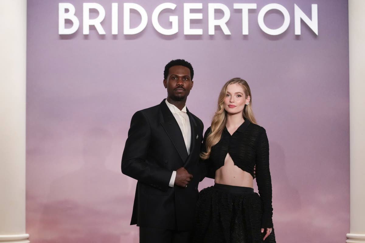 Victor Alli and Hannah Dodd excite the ton with their quiet, genuine courtship as Lord John Stirling and Francesca Bridgerton.