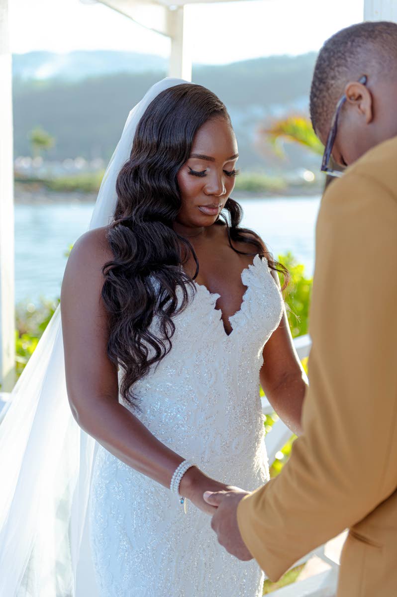 A quiet moment of prayer to bless the Nelsons’ union.