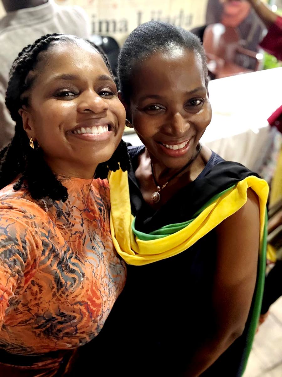 Dr Bethune takes a selfie with Aima Lijadu, the honorary consul of Jamaica in Lagos. 